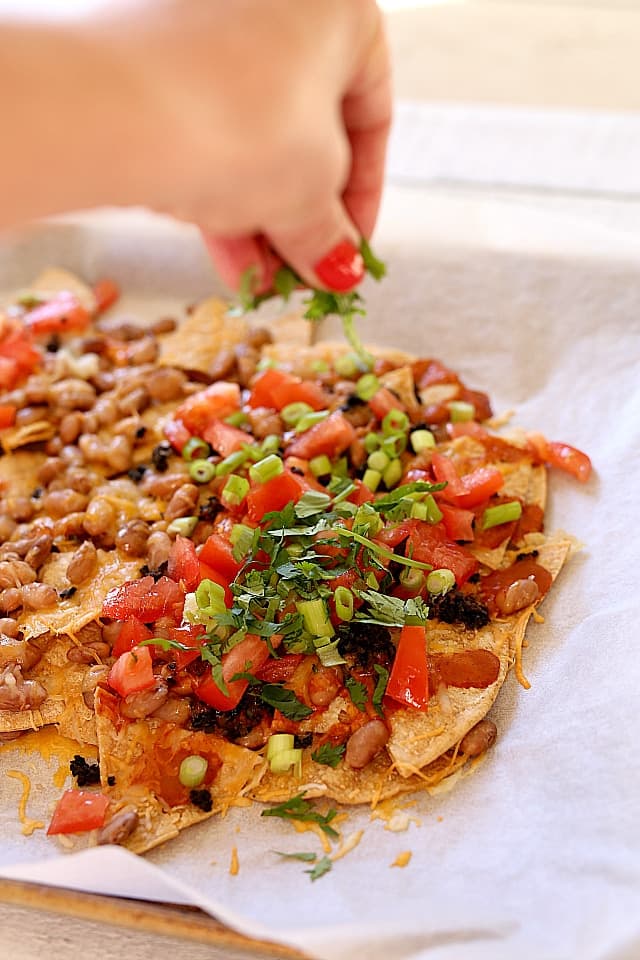Simple Nachos Recipe (Family-Style)