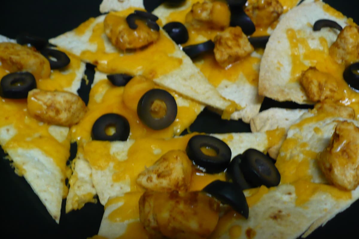 Super Bowl Easy Chicken or Beef Nachos