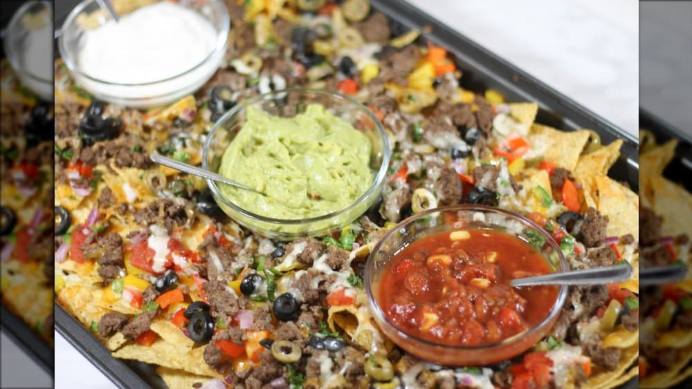 Sheet pan nachos
