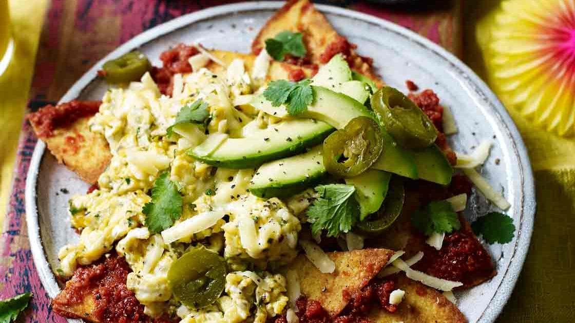 Breakfast nachos
