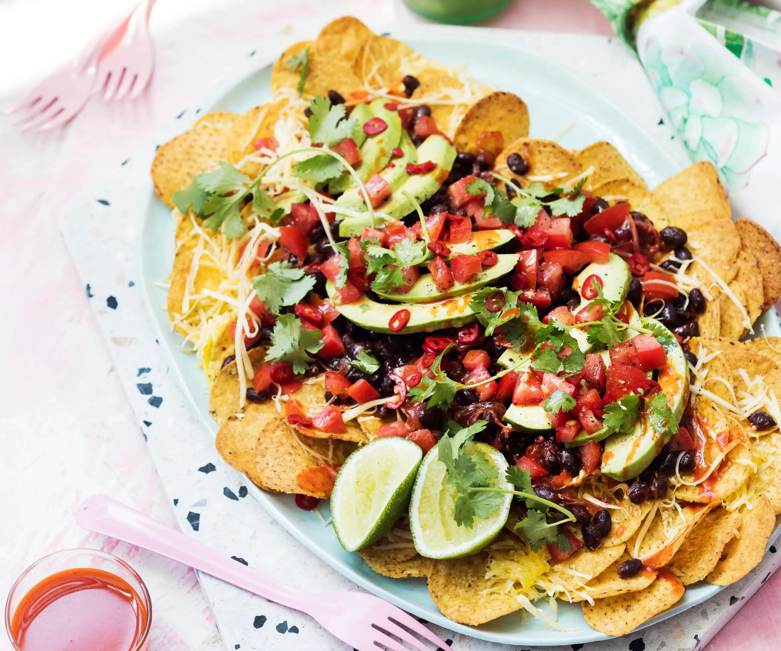 Spicy vegan nachos